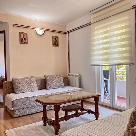 Apartman Konatar Τσέτινιε Εξωτερικό φωτογραφία